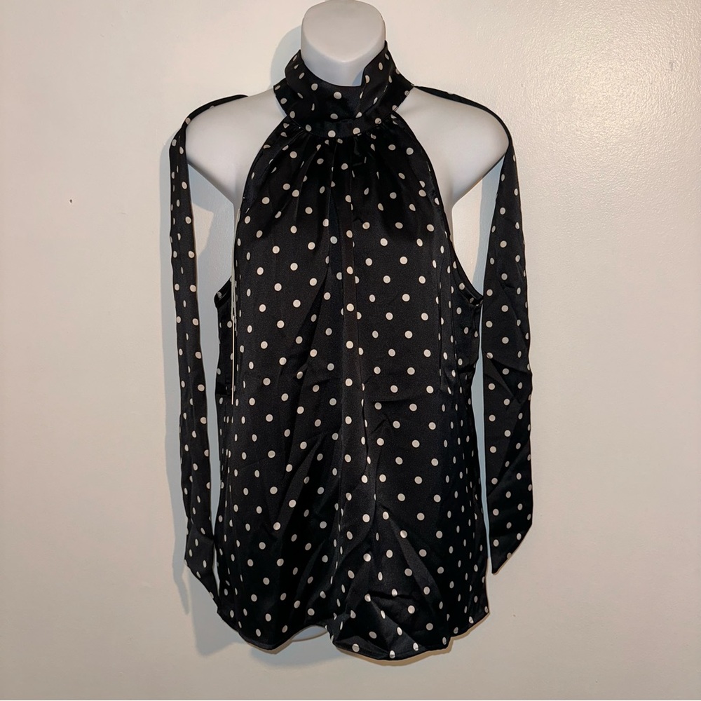 Joie Women’s Black top with white polka dots size Large 🆕